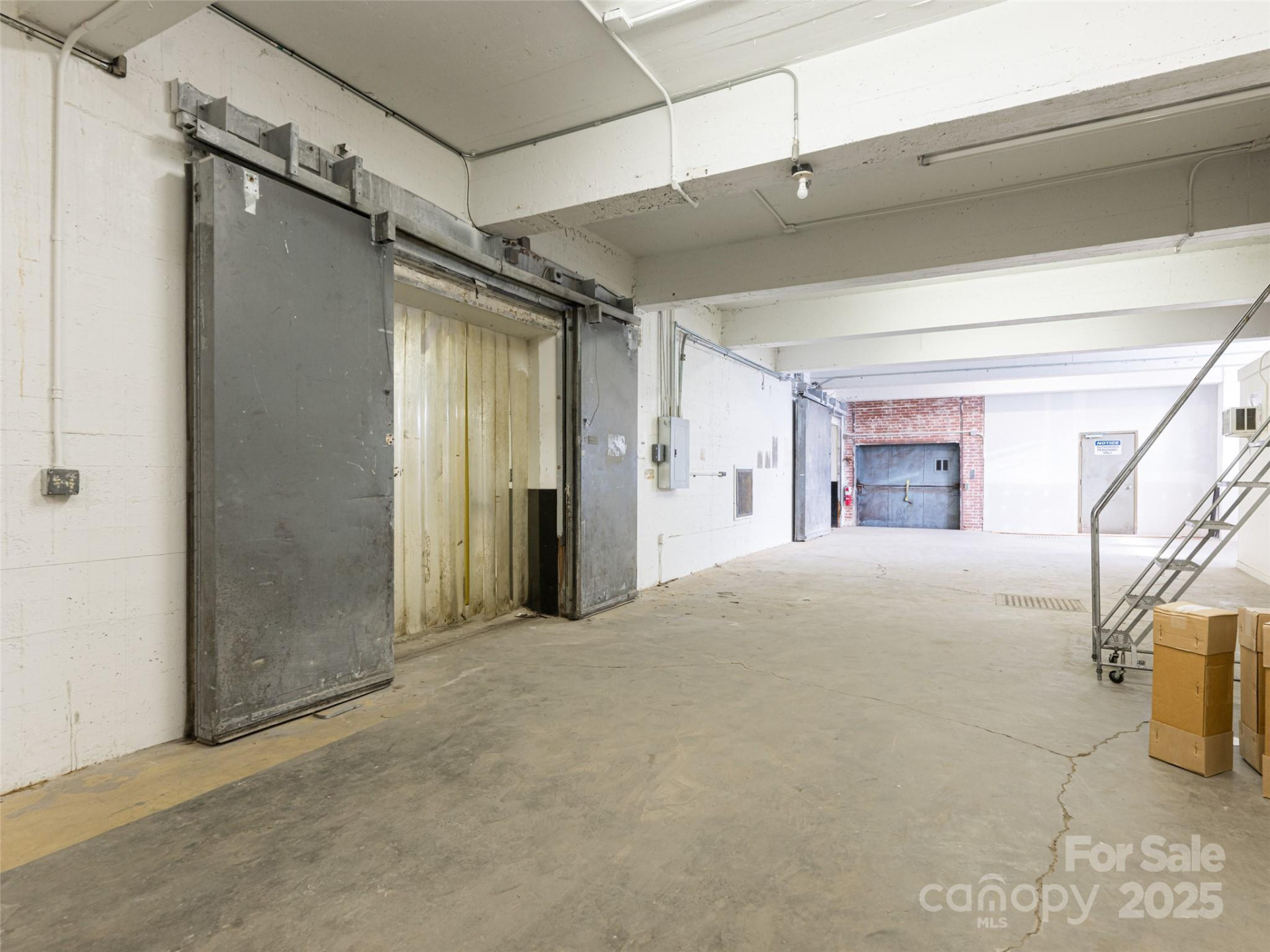 701 Oriole Drive - Photo 31