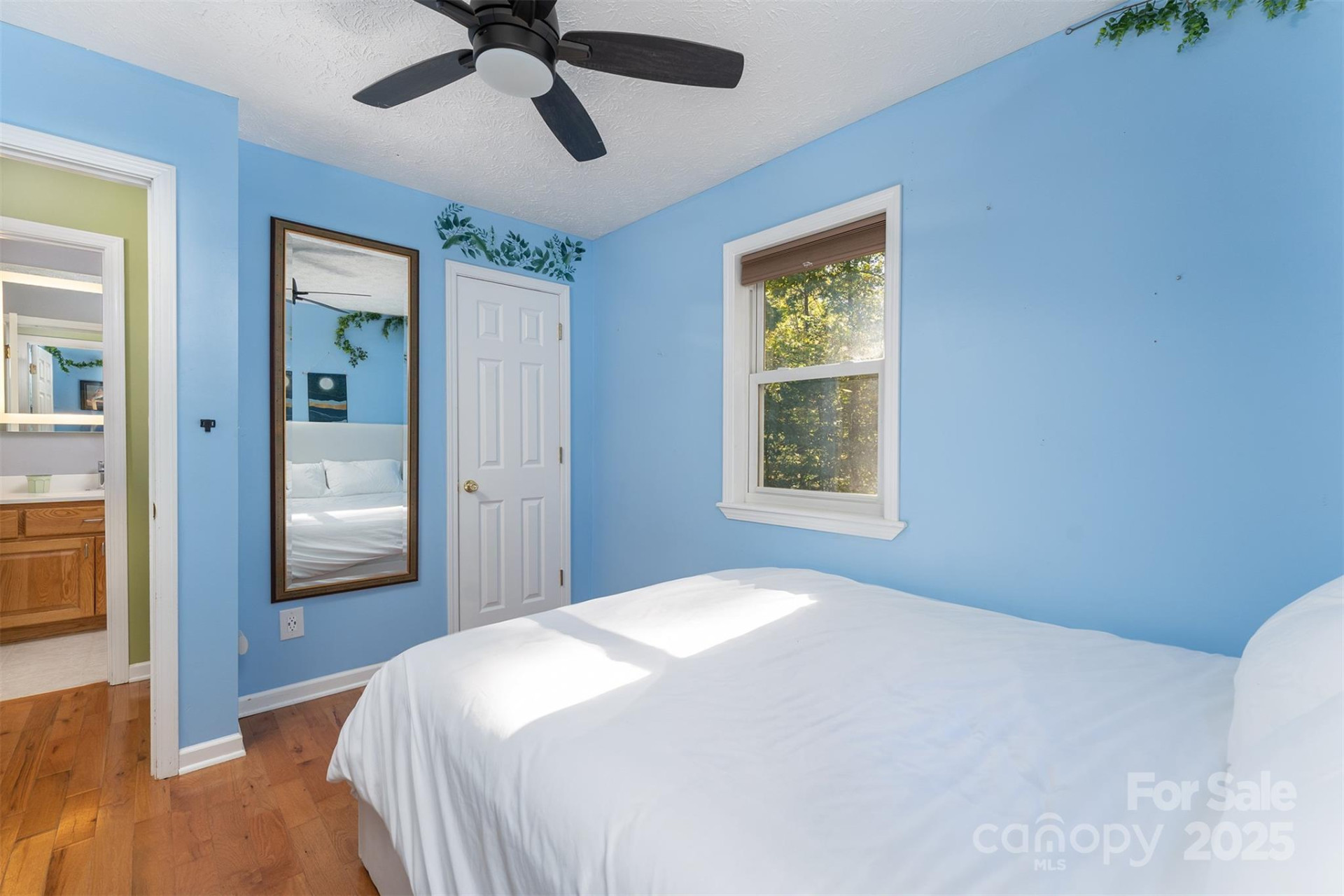 141 Willets Point Boulevard - Photo 13