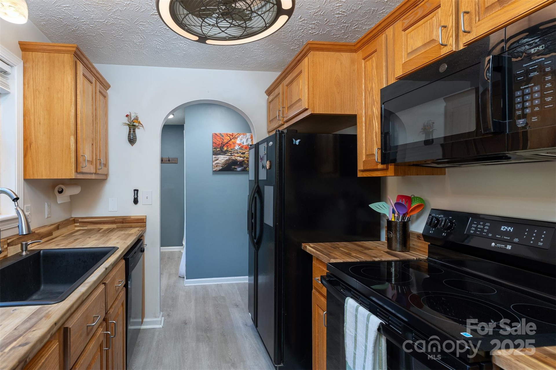 141 Willets Point Boulevard - Photo 15