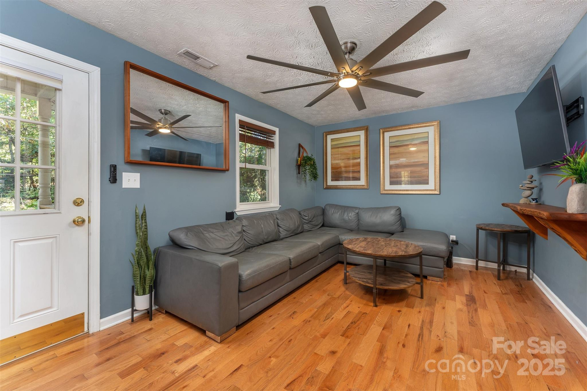 141 Willets Point Boulevard - Photo 8