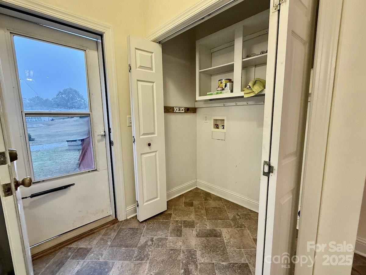 1054 Sandy Springs Road - Photo 12