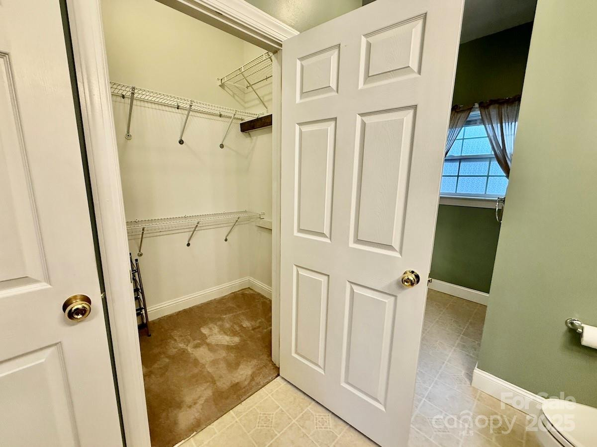 1054 Sandy Springs Road - Photo 15