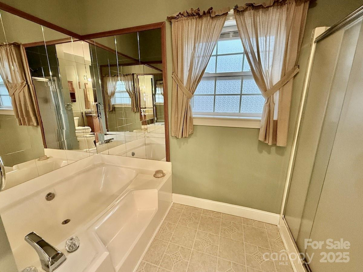 1054 Sandy Springs Road - Photo 16