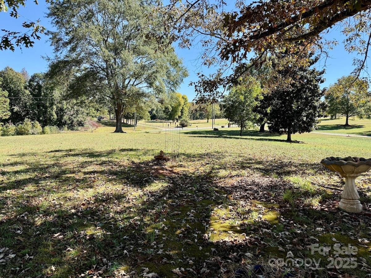 1054 Sandy Springs Road - Photo 31