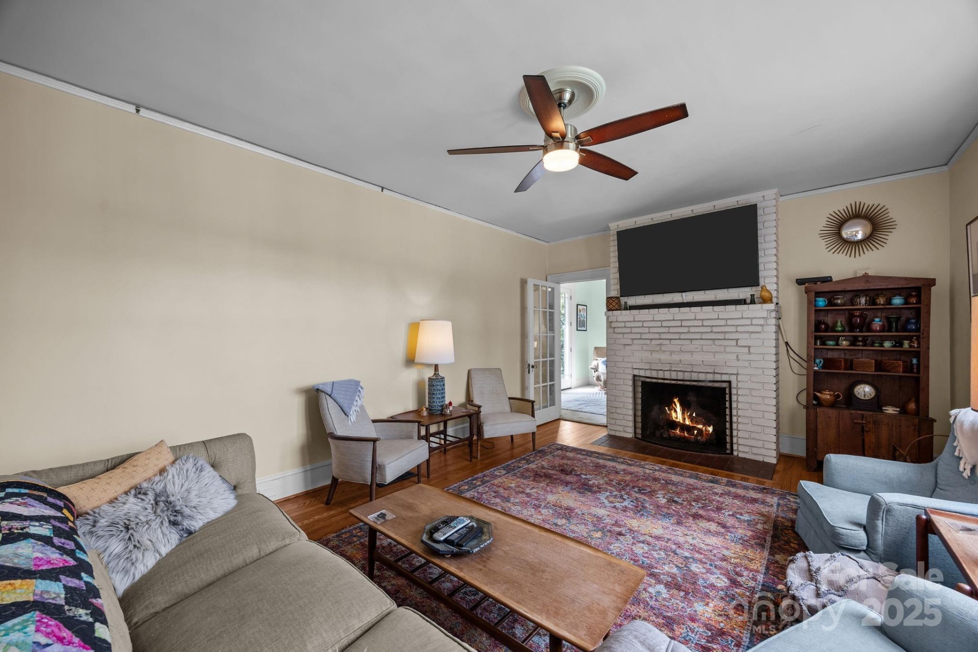 891 Hendersonville Road - Photo 16