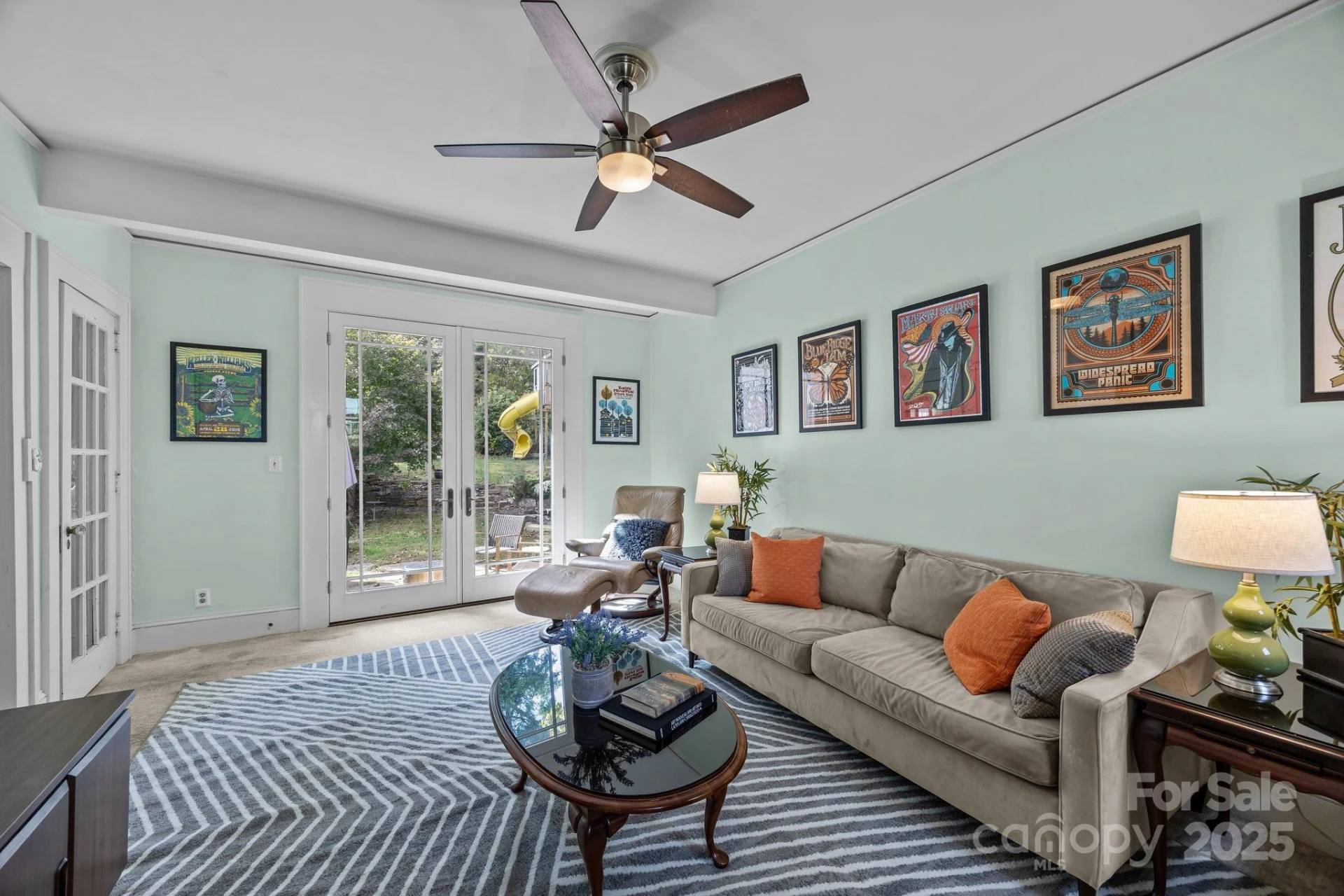 891 Hendersonville Road - Photo 20
