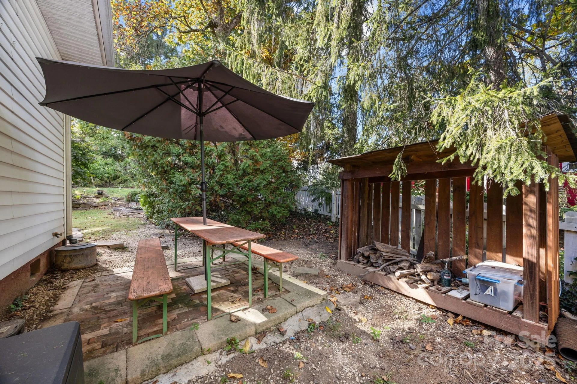 891 Hendersonville Road - Photo 10