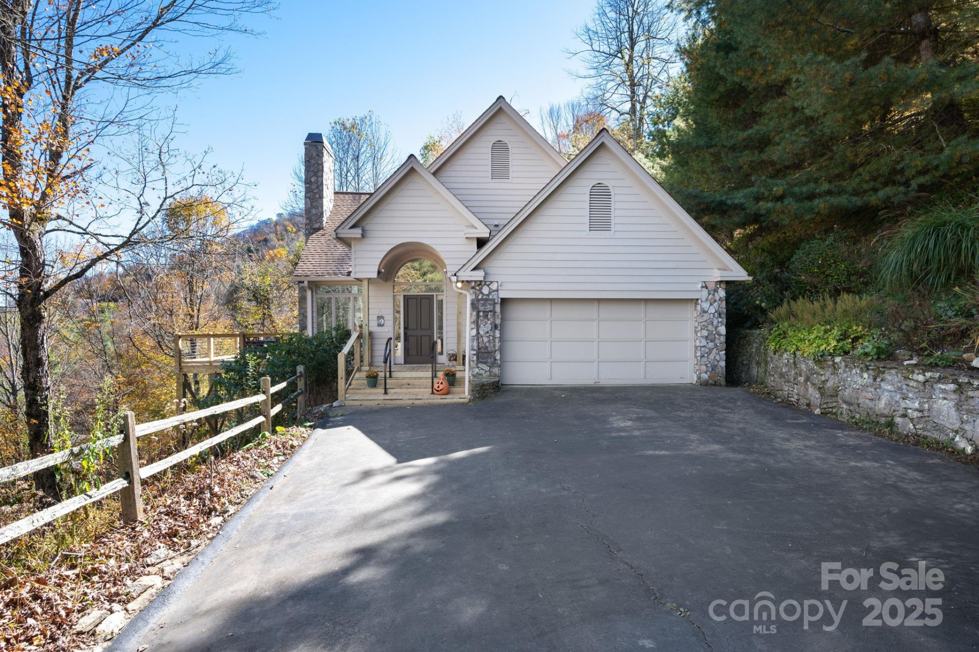 481 Overlook Drive - Photo 4