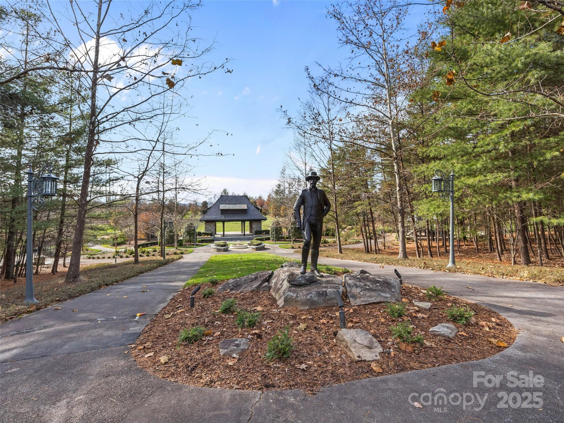 423 Moraine Court #626 - Photo 29