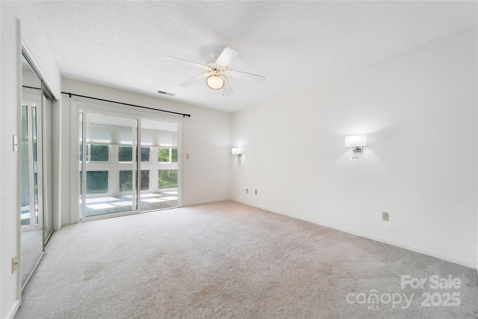 110 Lakeview Court - Photo 14