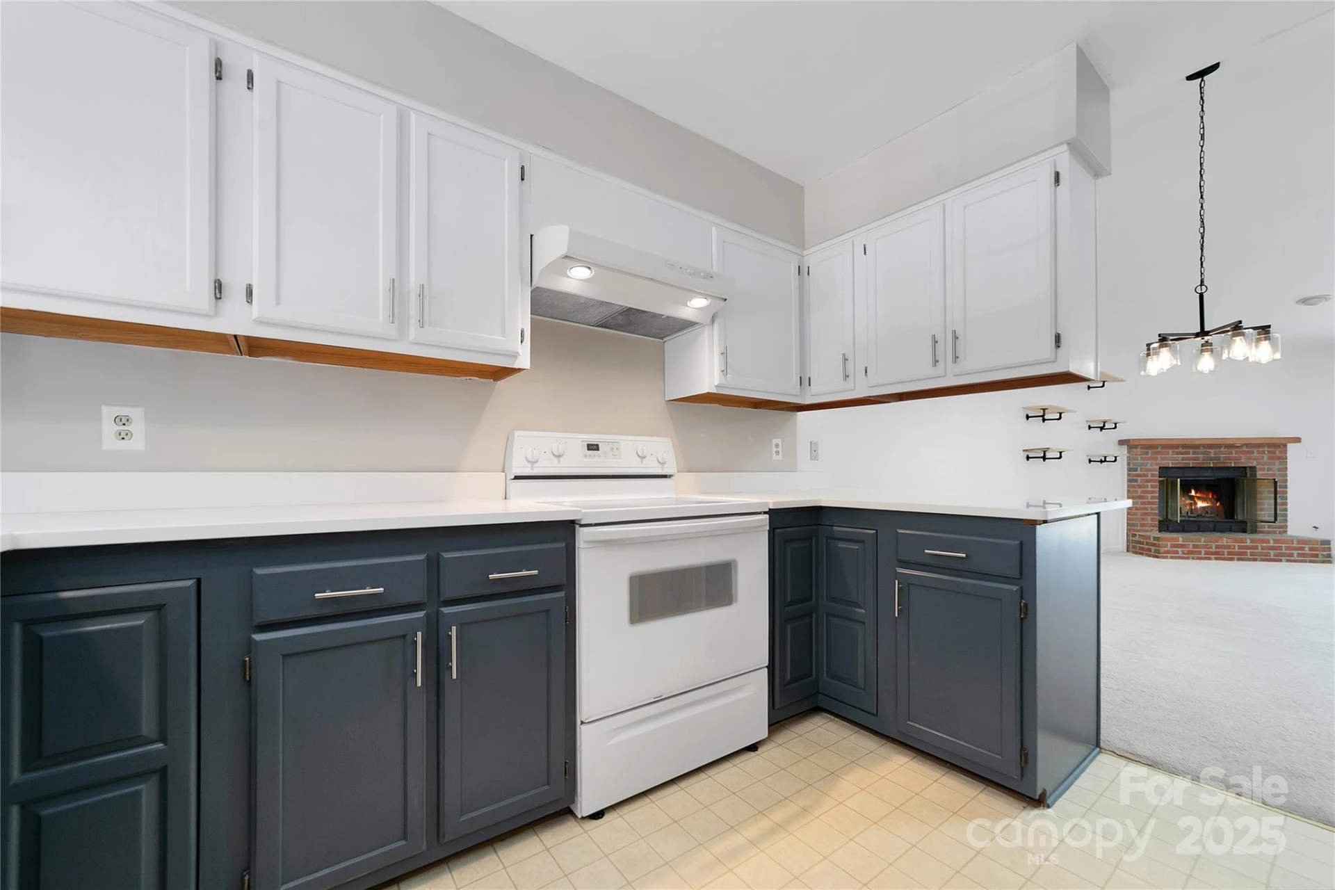 110 Lakeview Court - Photo 5