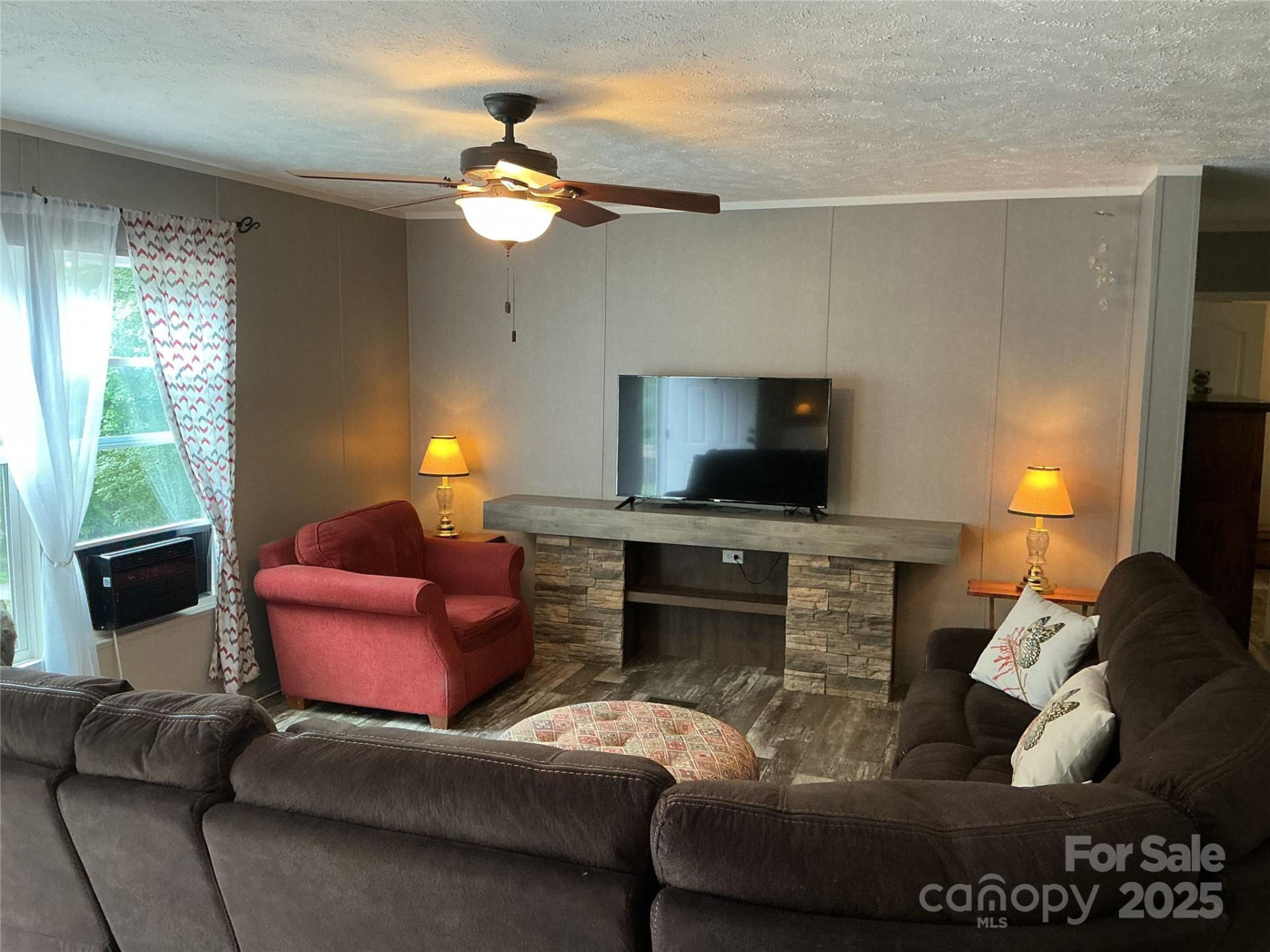 30 and 32 Skyland Circle - Photo 14