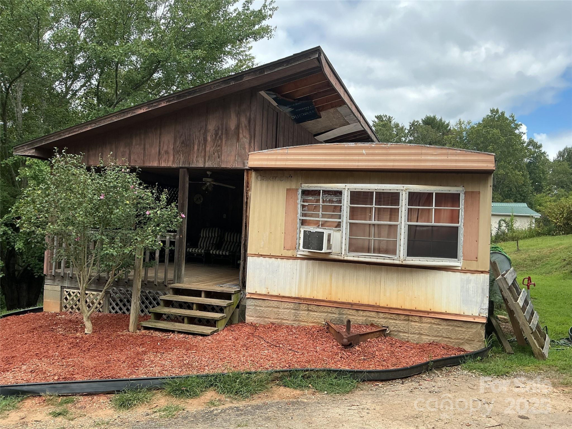 30 and 32 Skyland Circle - Photo 9