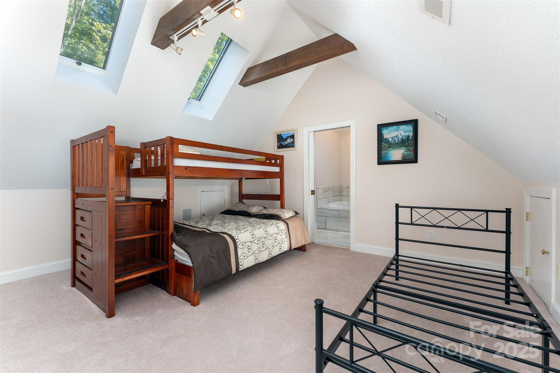 345 Hawks Nest Trail - Photo 18