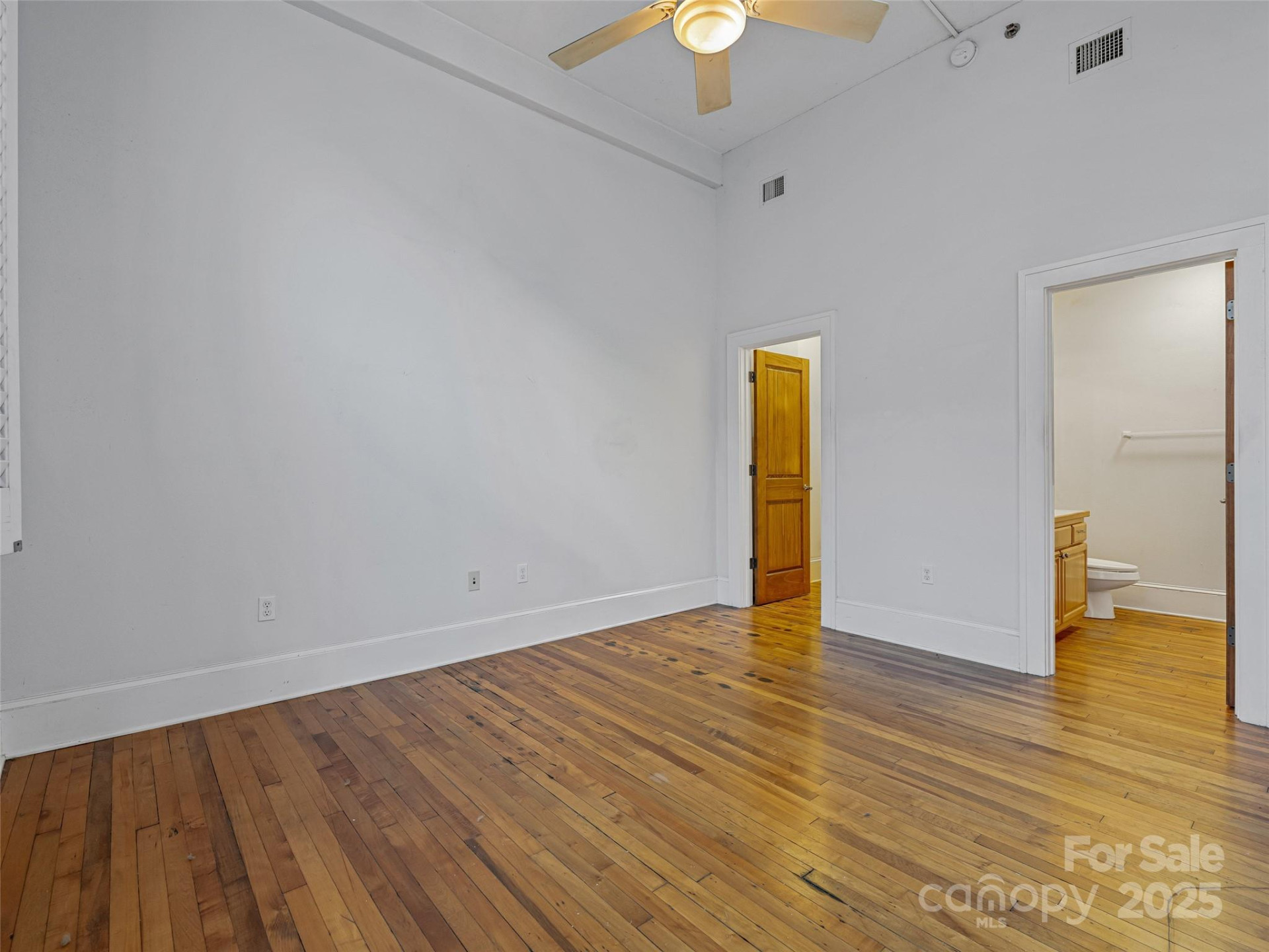 84 Walnut Street #303 - Photo 14