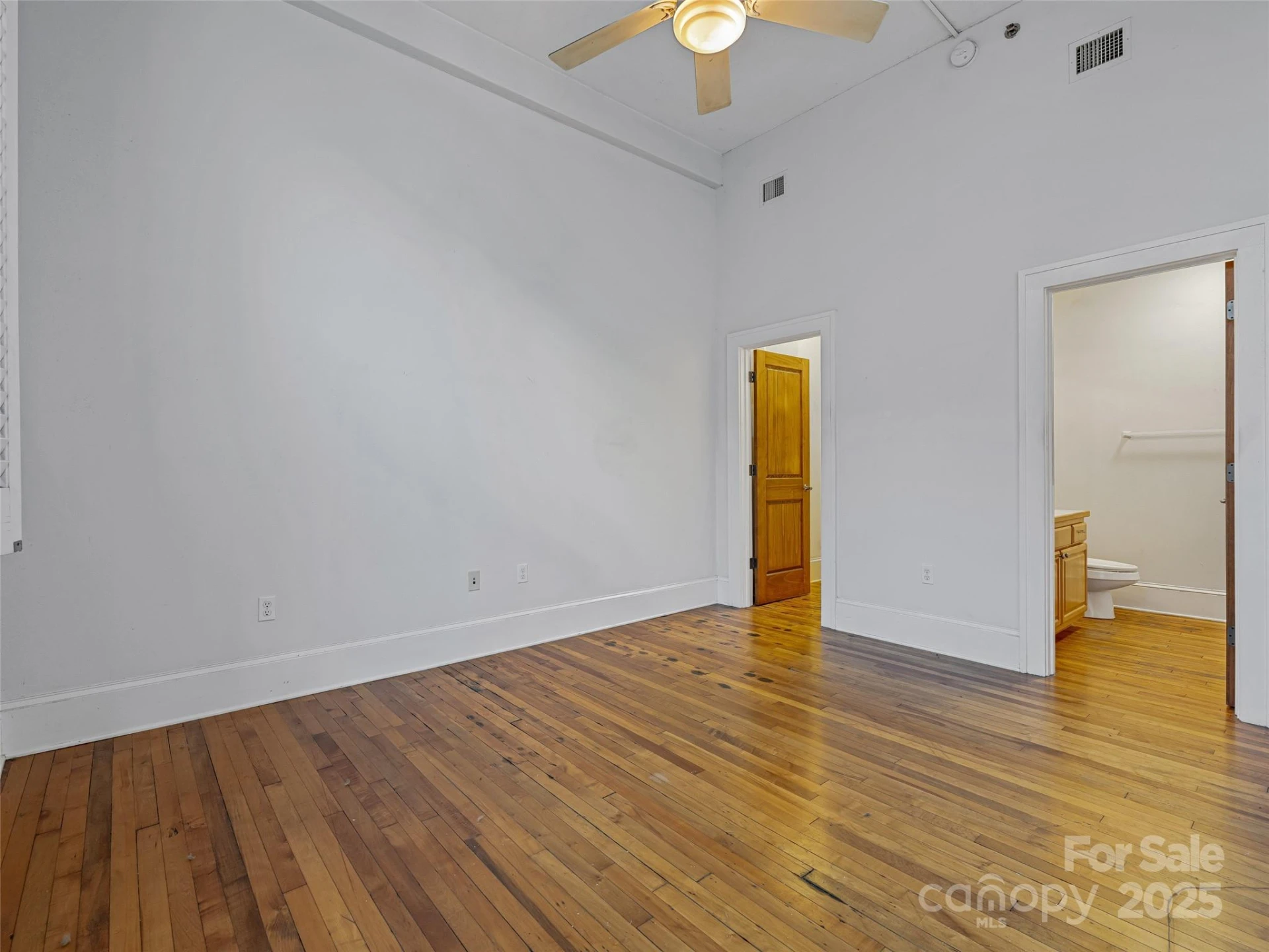84 Walnut Street #303 - Photo 14