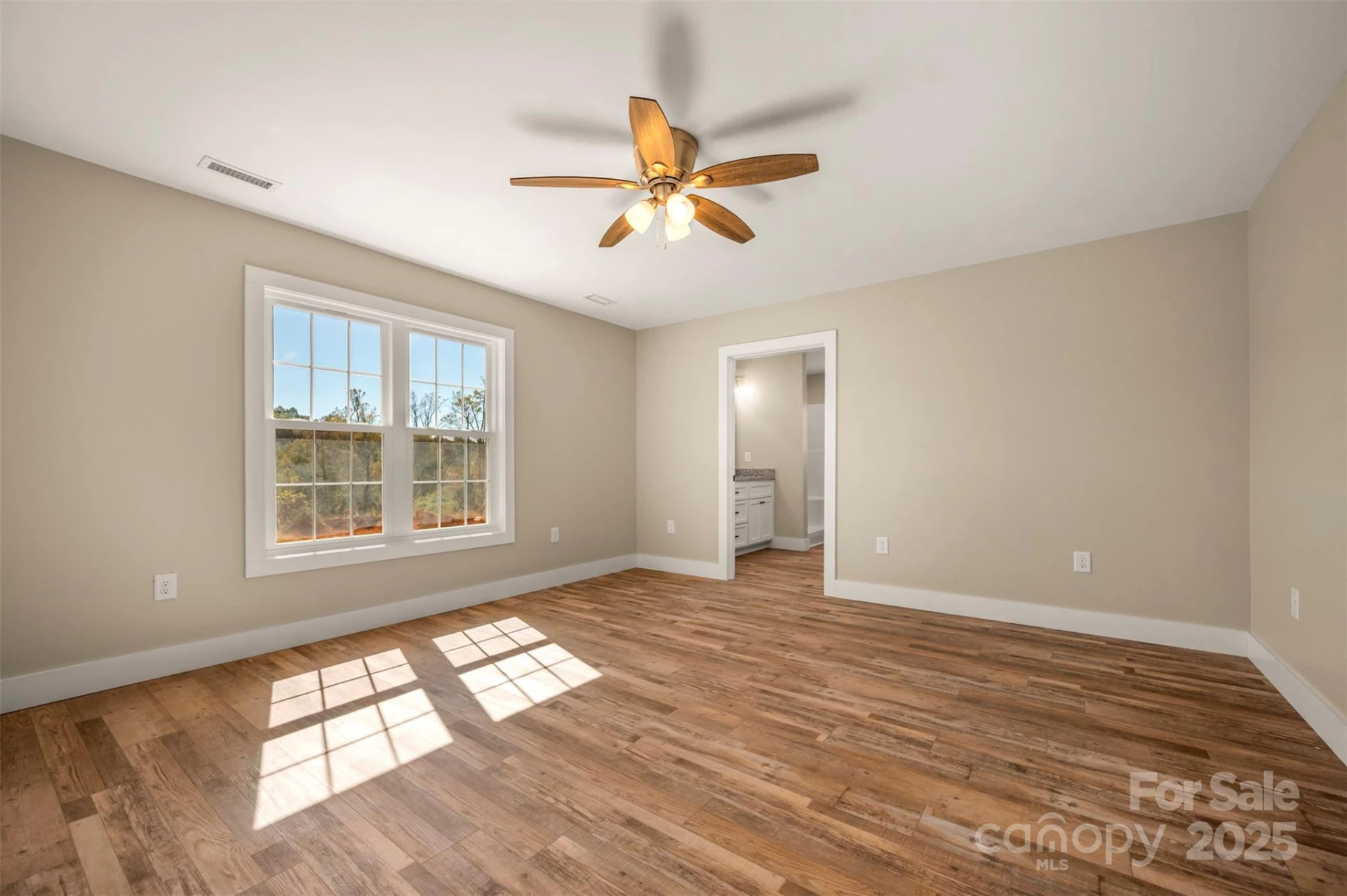 180 Central Park Circle - Photo 17