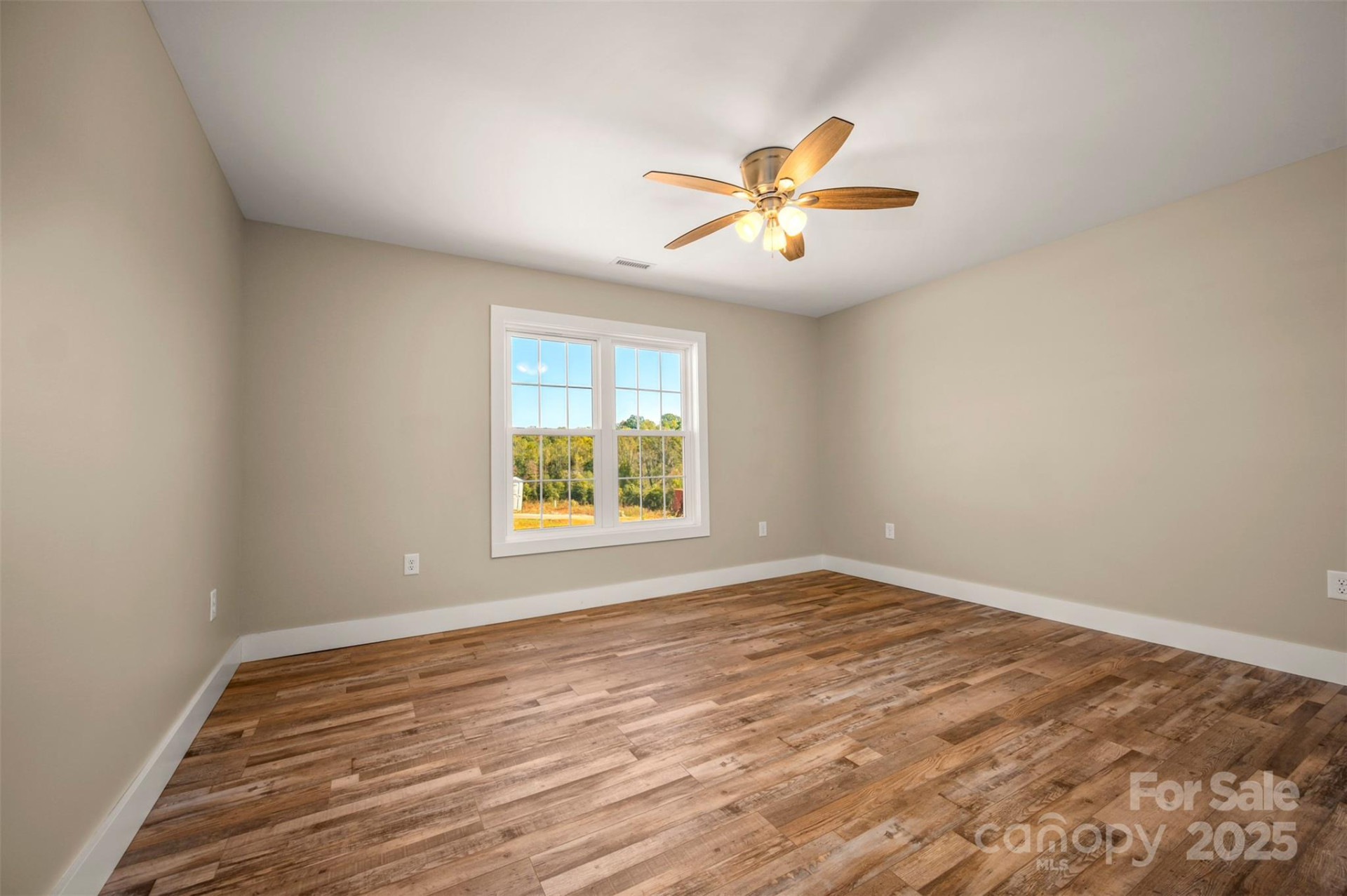 180 Central Park Circle - Photo 23