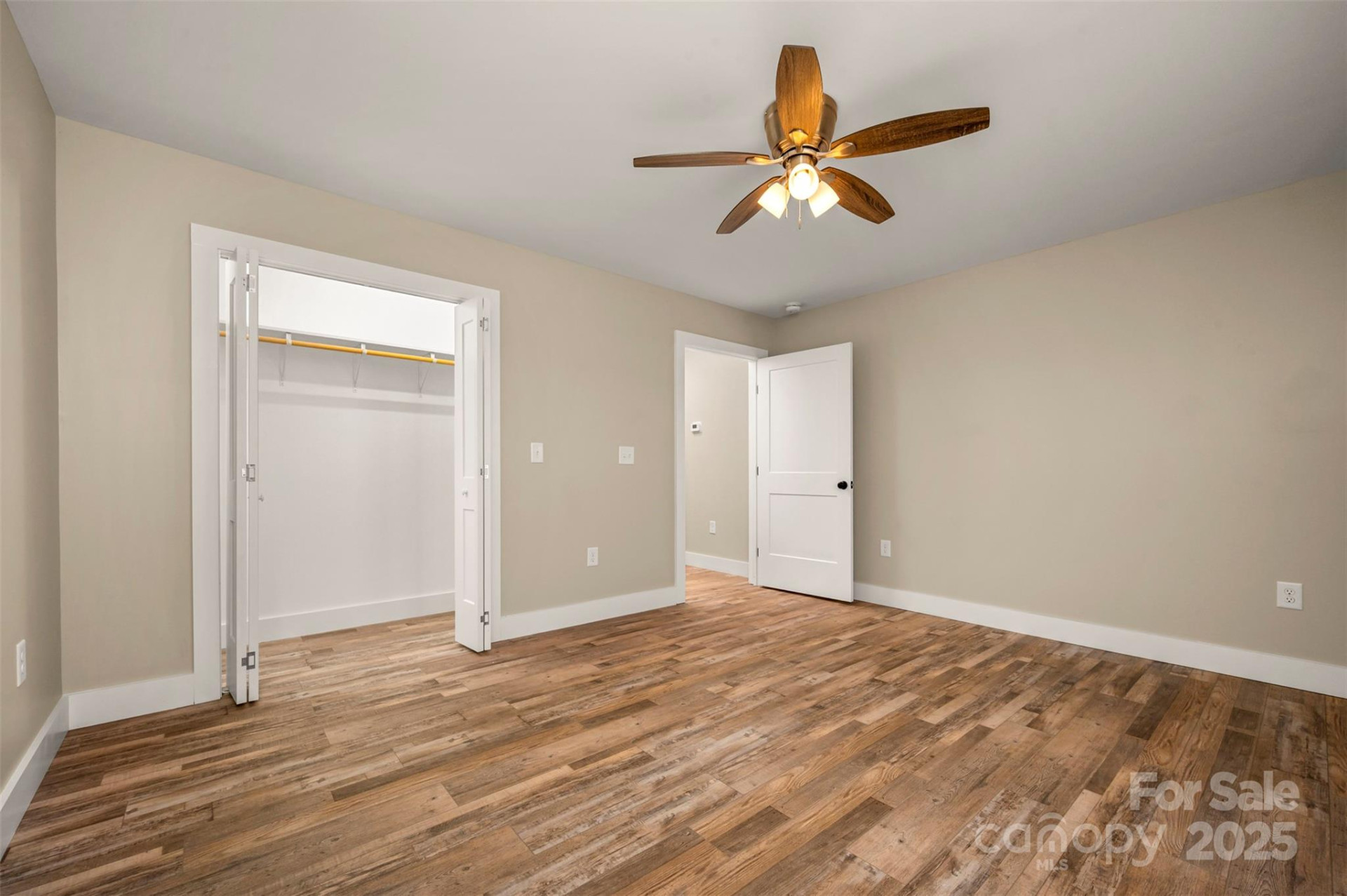 180 Central Park Circle - Photo 24