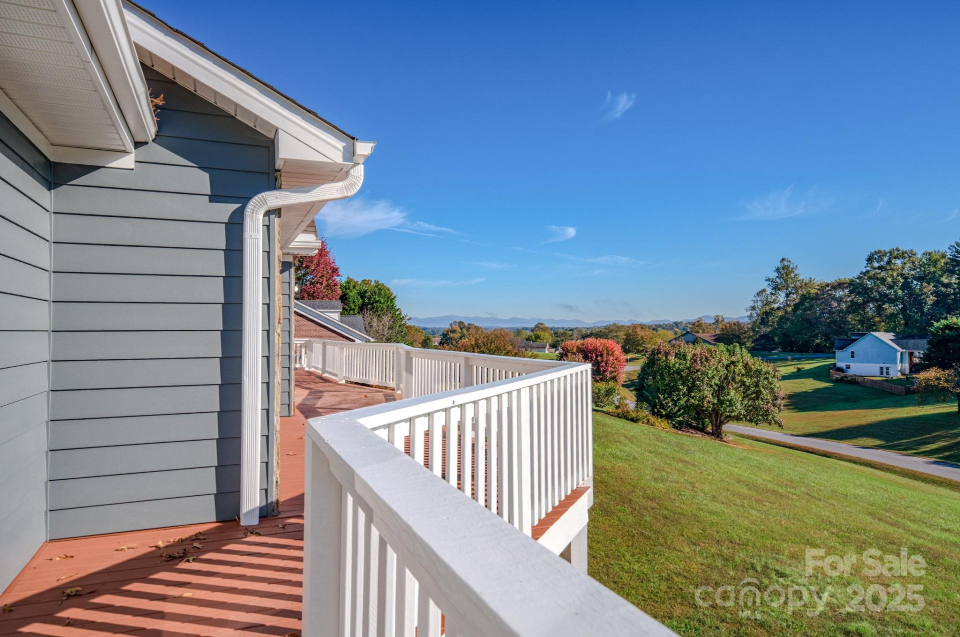 59 Knollview Drive - Photo 2
