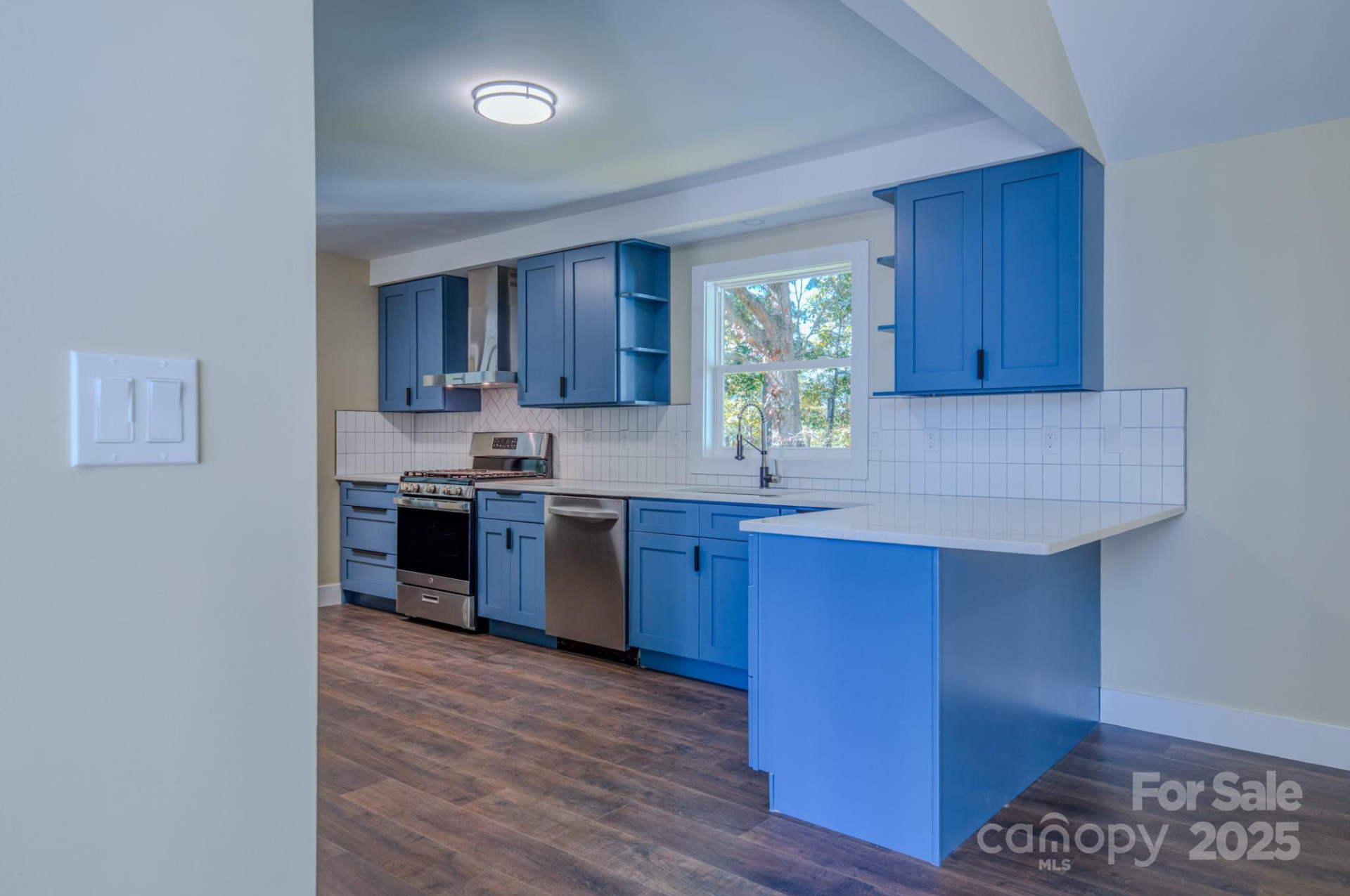 59 Knollview Drive - Photo 5