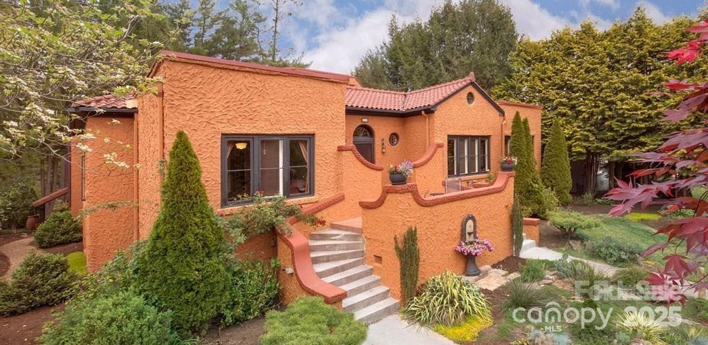 26 Sheridan Road - Photo 2