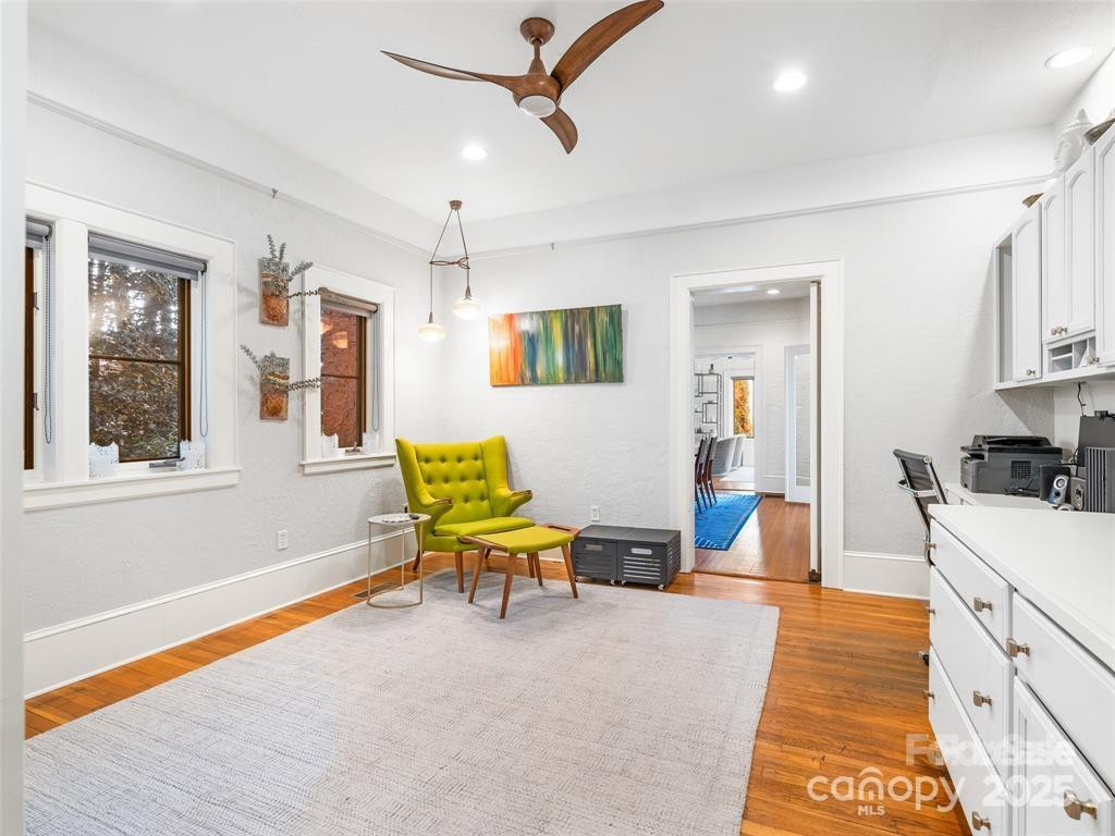 26 Sheridan Road - Photo 17