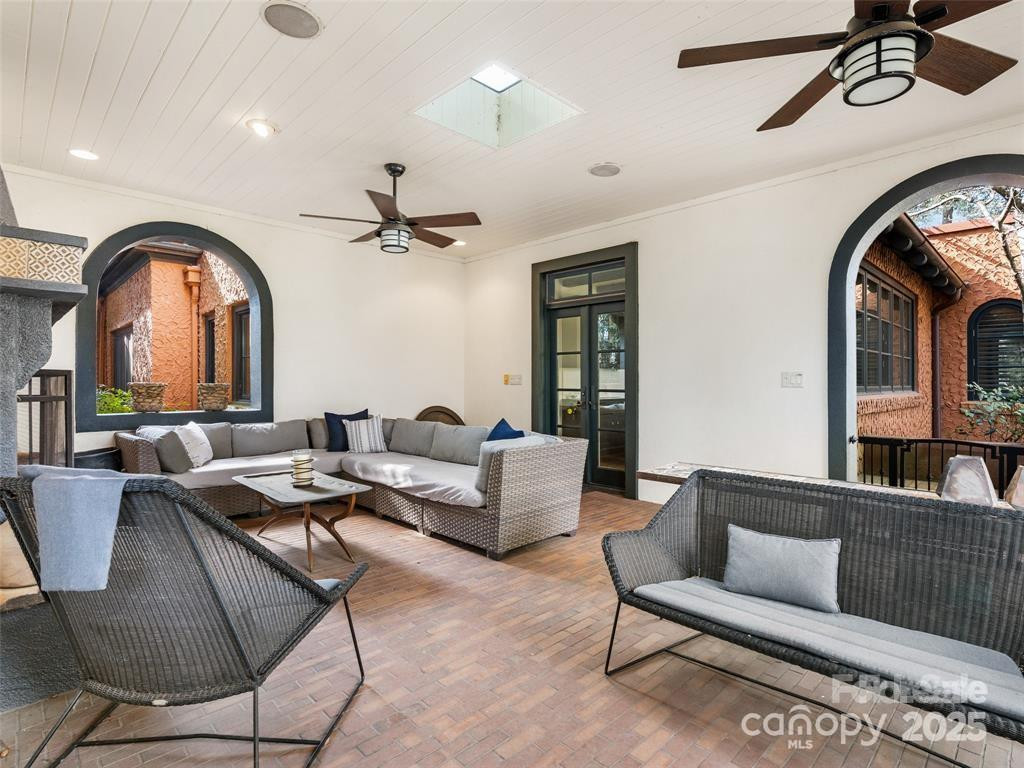 26 Sheridan Road - Photo 29