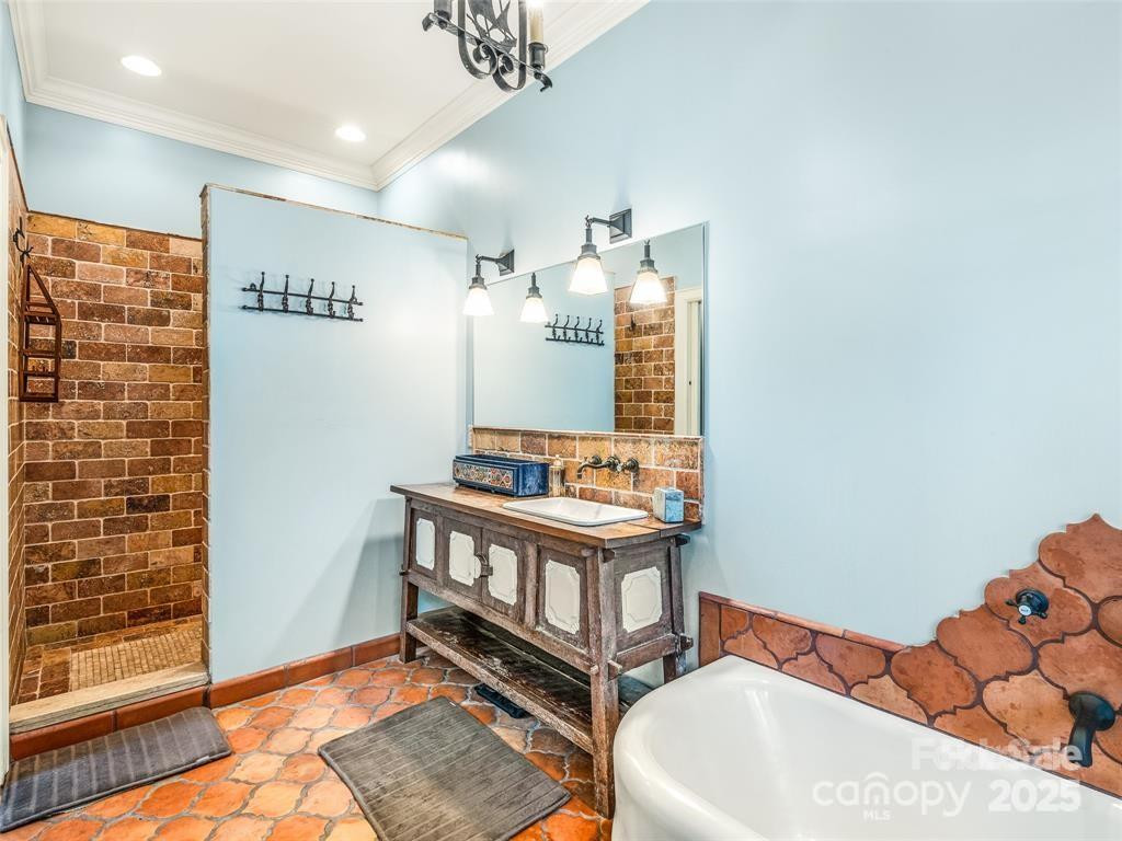 26 Sheridan Road - Photo 35