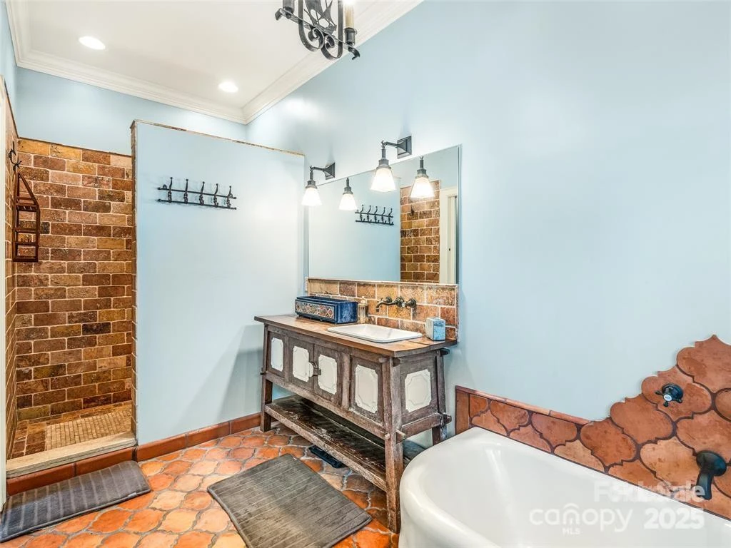 26 Sheridan Road - Photo 35