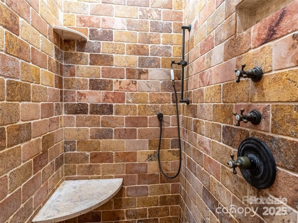 26 Sheridan Road - Photo 36