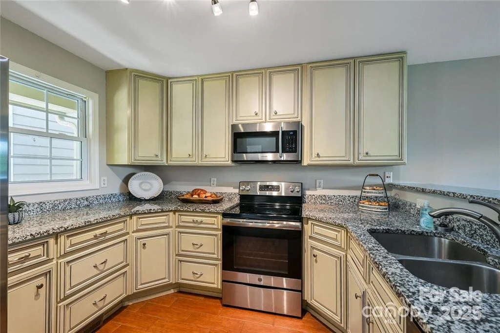 29 Rotunda Circle - Photo 25
