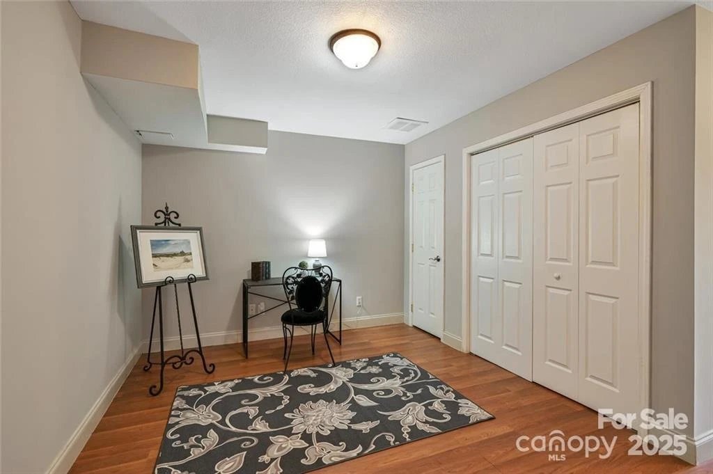 29 Rotunda Circle - Photo 29