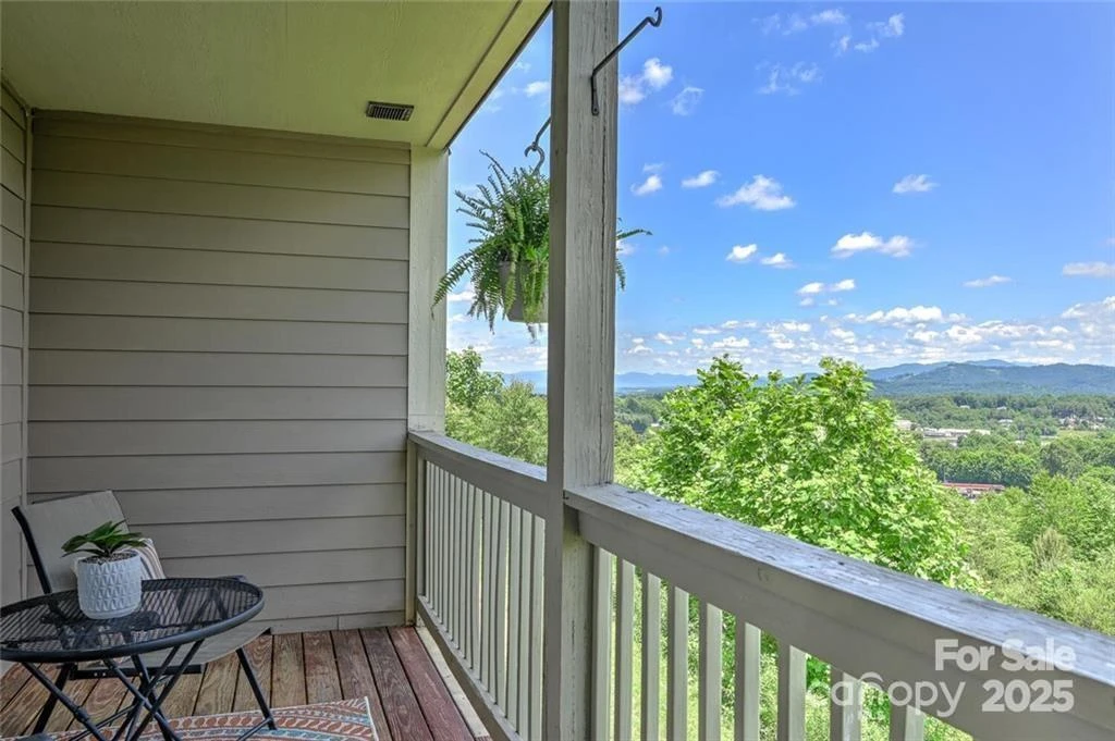 29 Rotunda Circle - Photo 6