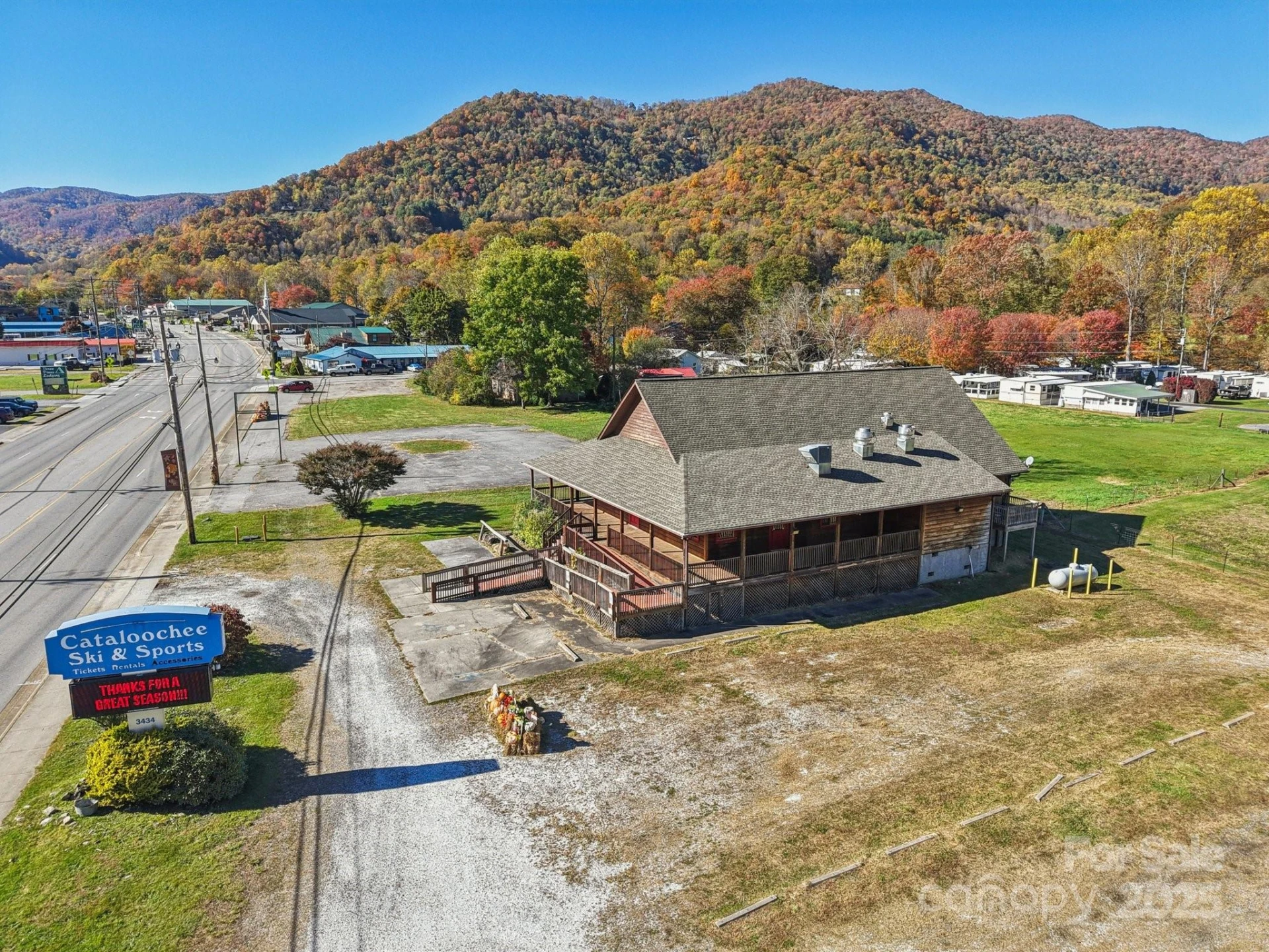 3434 Soco Road