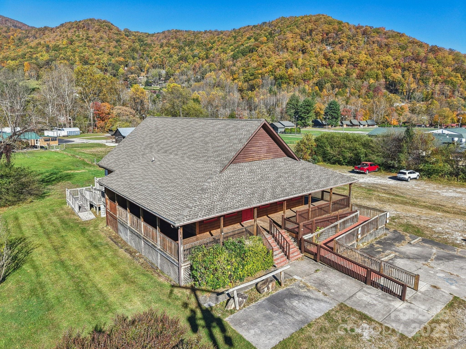 3434 Soco Road - Photo 2