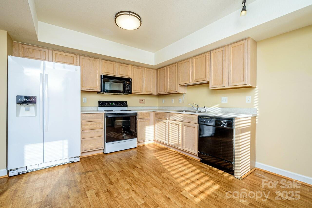 606 Olde Covington Way - Photo 18