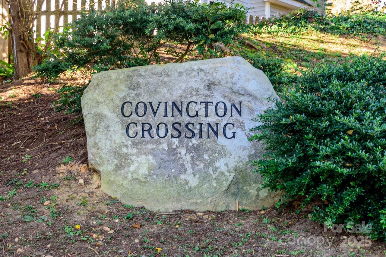 606 Olde Covington Way - Photo 3