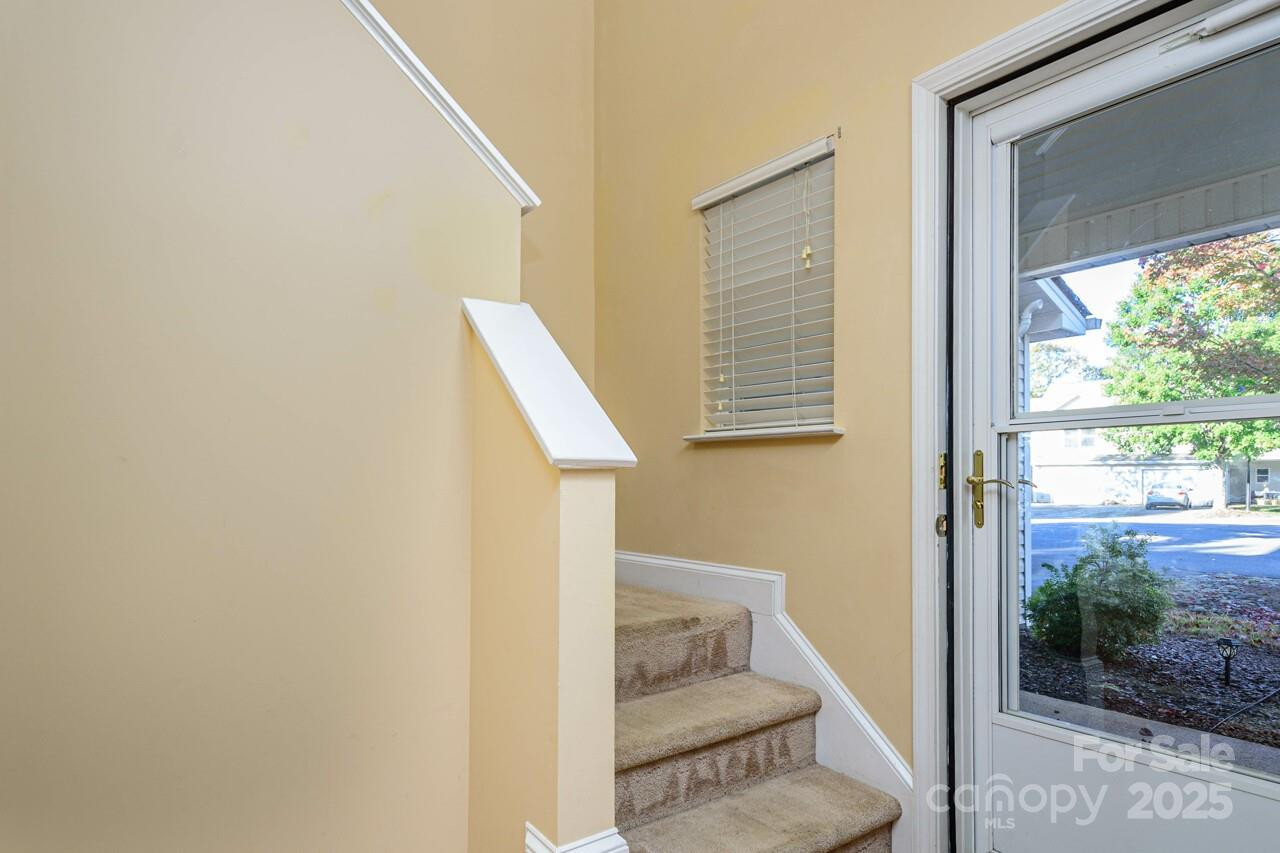 606 Olde Covington Way - Photo 9