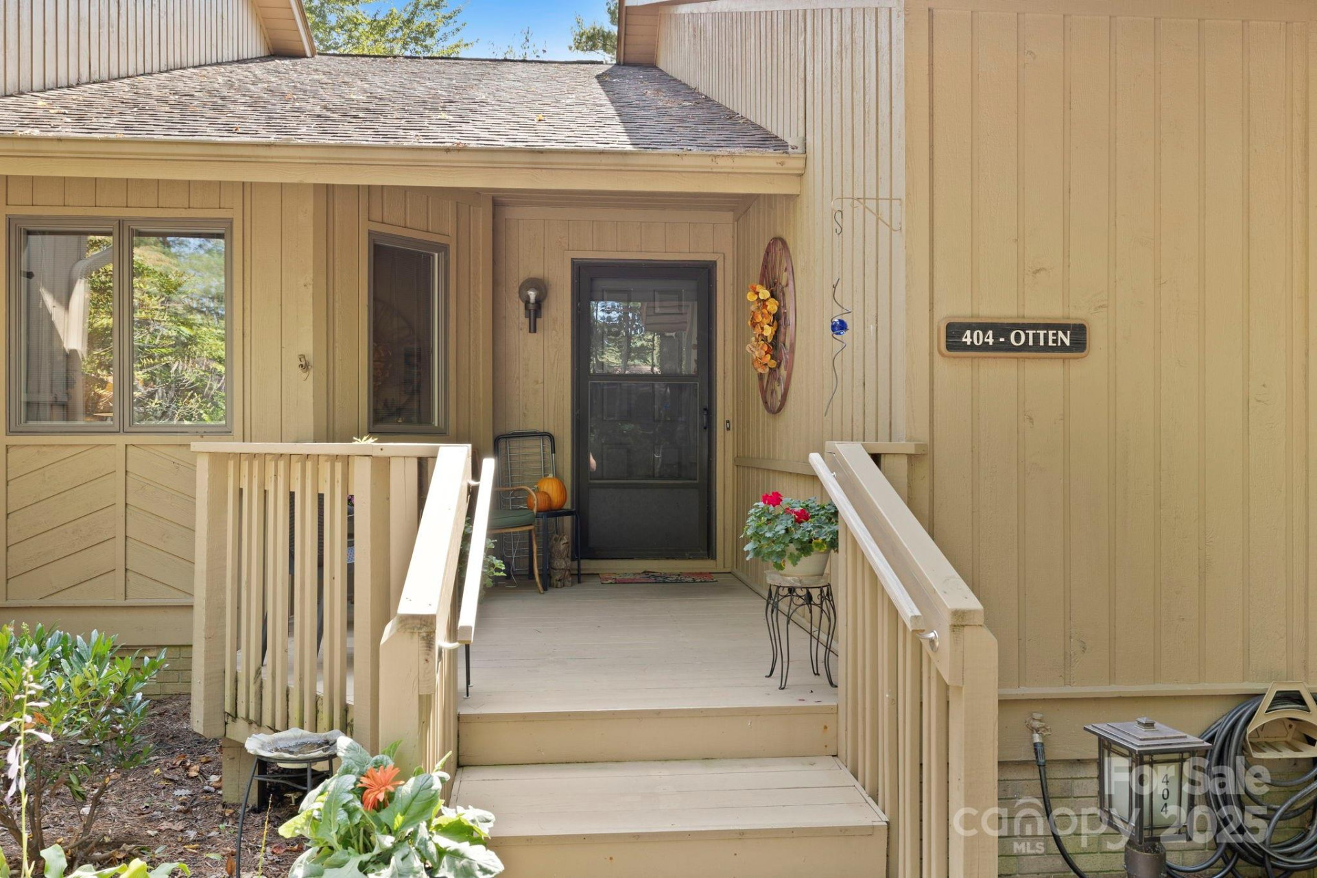 404 Water Oak Lane - Photo 3