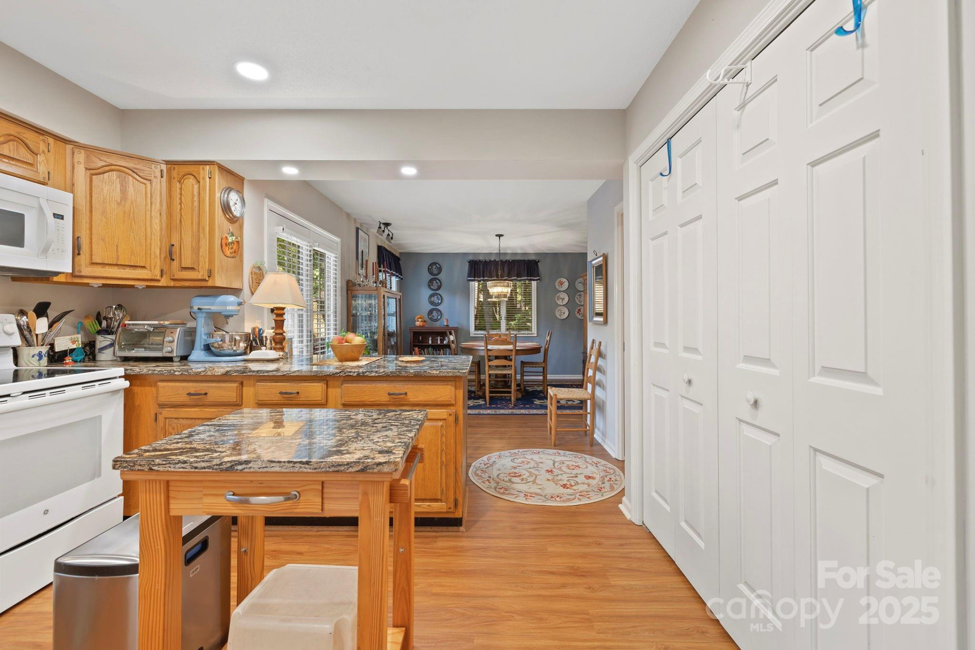404 Water Oak Lane - Photo 8