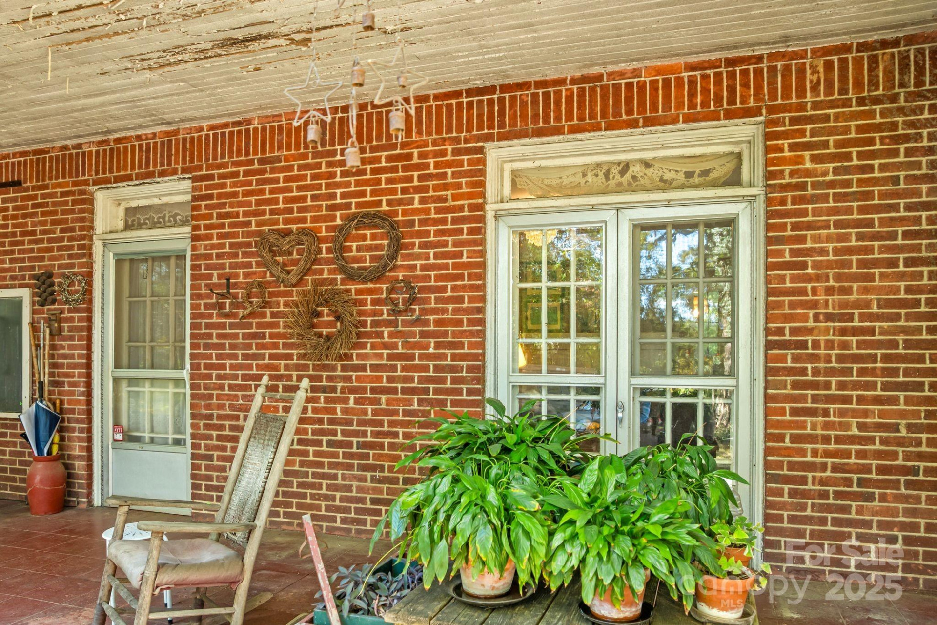 414 Beaucatcher Road - Photo 4