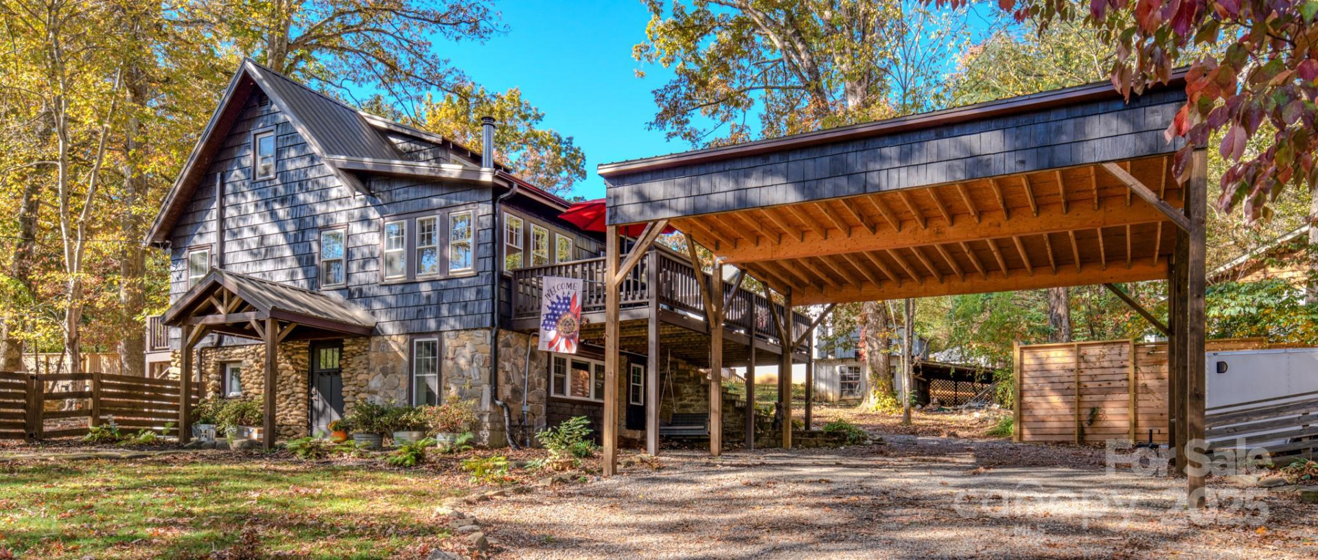 597 Tomahawk Avenue - Photo 3