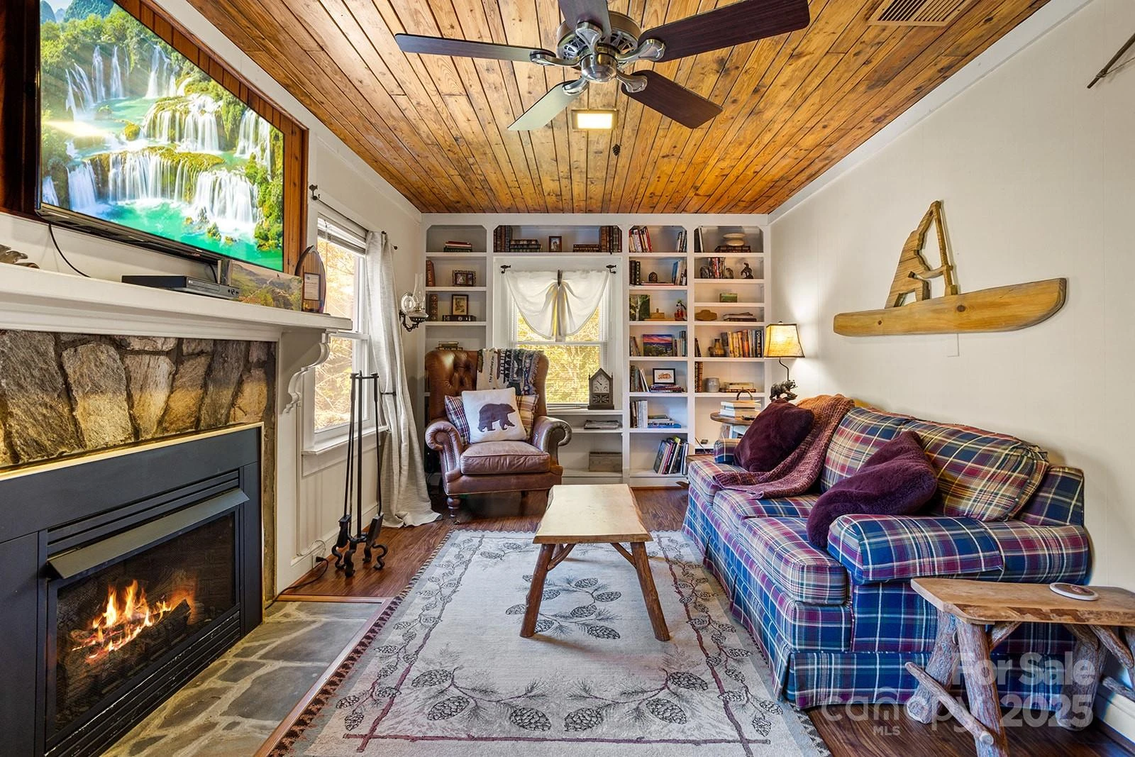 380 Main Street - Photo 4