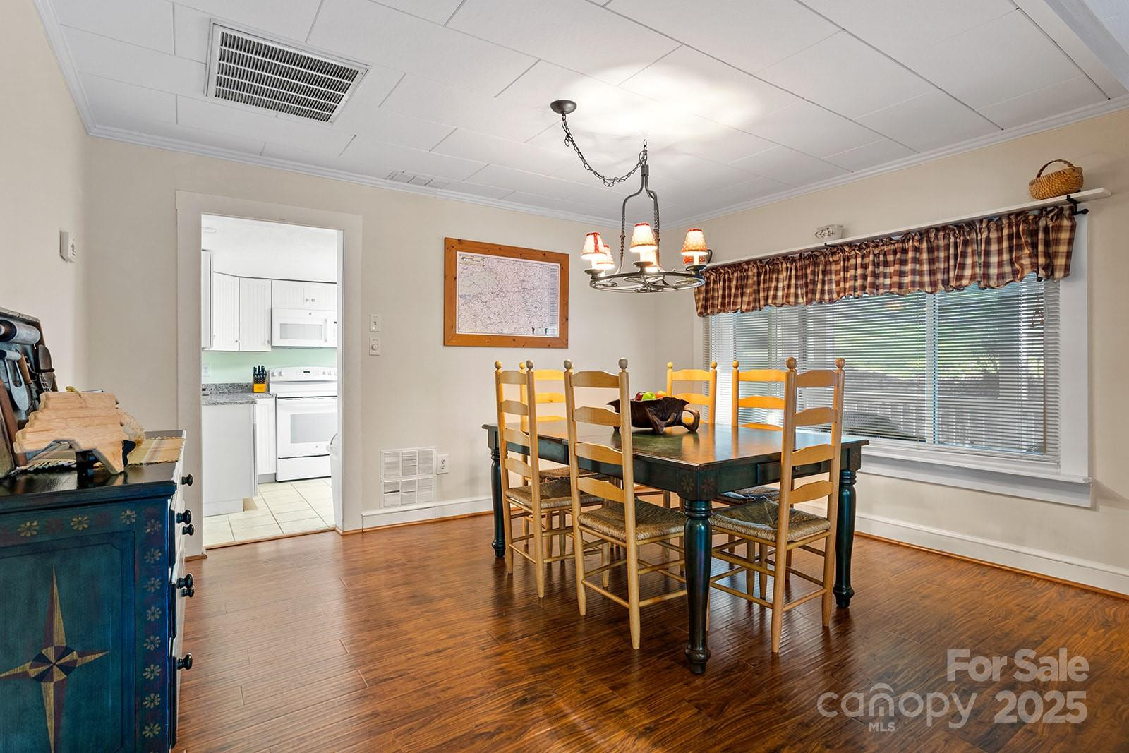 380 Main Street - Photo 8