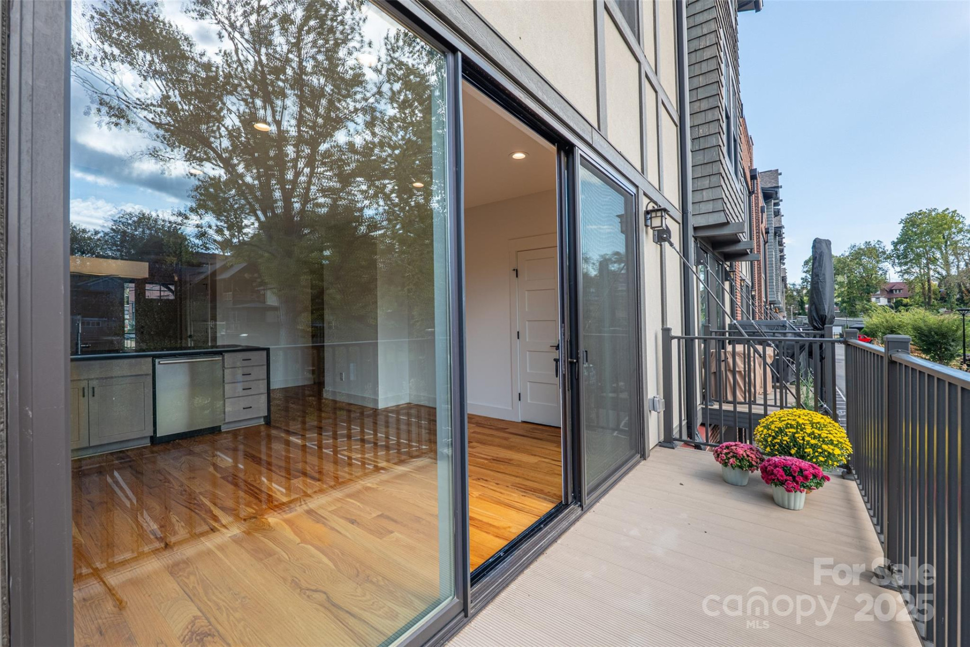 233 Broadway Street - Photo 13