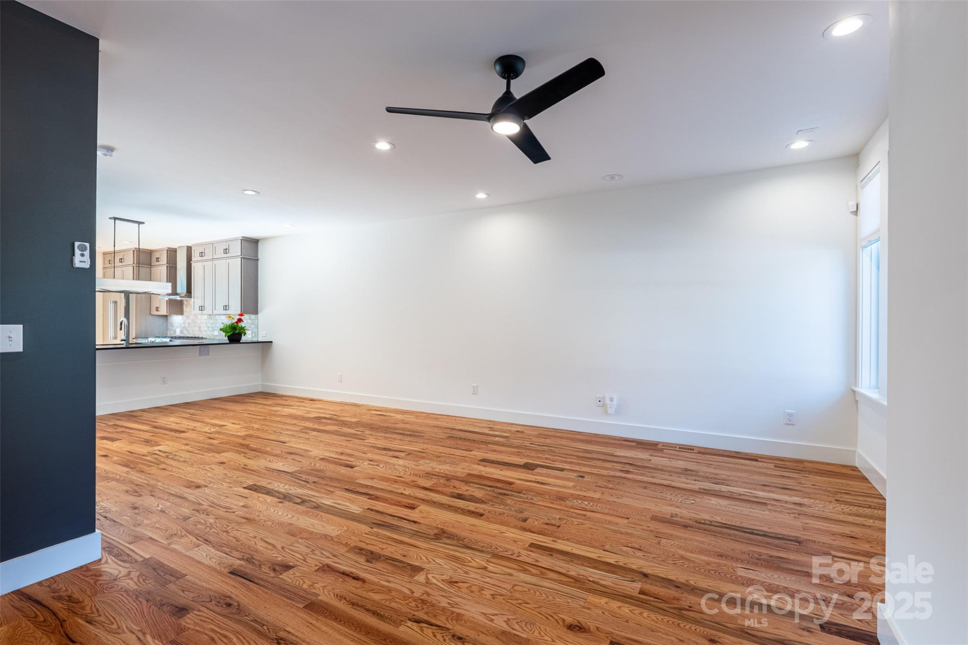 233 Broadway Street - Photo 19