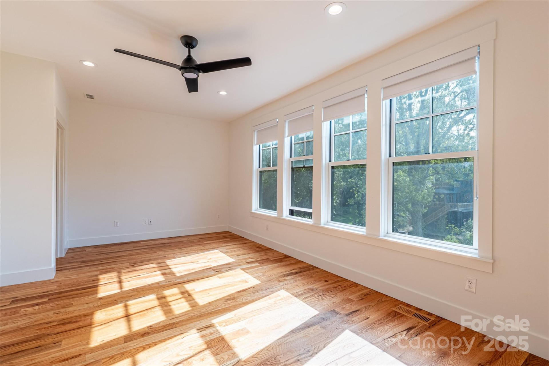 233 Broadway Street - Photo 24