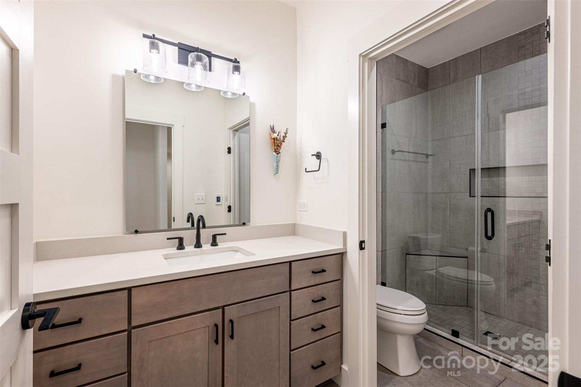 233 Broadway Street - Photo 26