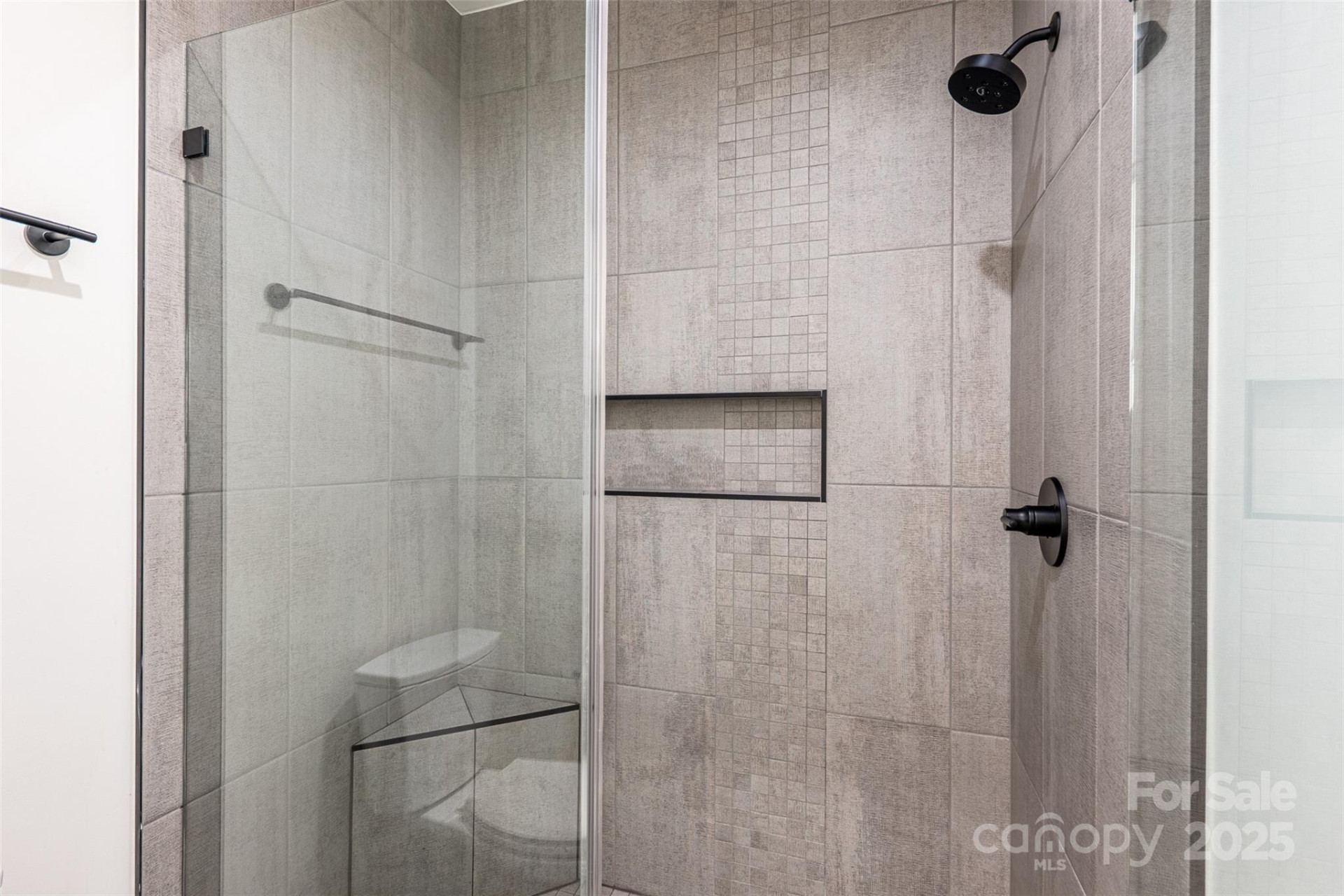 233 Broadway Street - Photo 27